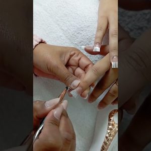 Como fazer alongamento de unhas com fibra de vidro – Espaço Miriam Alves – Curso Vip