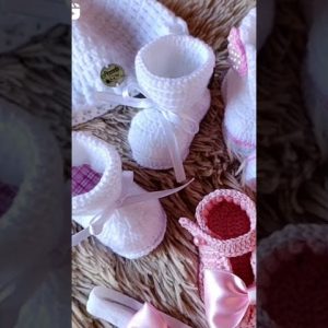 Quer aprender a fazer Sapatinhos de Crochê? Se inscreva no canal Crochê da Amanda