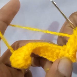 como fazer sola de sapatinho de crochê tamanho 4 a 6 meses, simples e fácil@crochetando185 #crochê