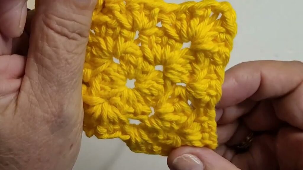 Como fazer um quadrado de croche com ponto alto sem laçadas estilo ponto centrado @marlythibes