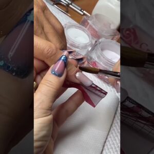 Técnica para fazer o alongamento de unhas #unhas #alongamentodeunhas #rendaextra #curso #tecnica
