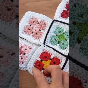 Como fazer uma linda Bolsa de Crochê. Quer aprender?